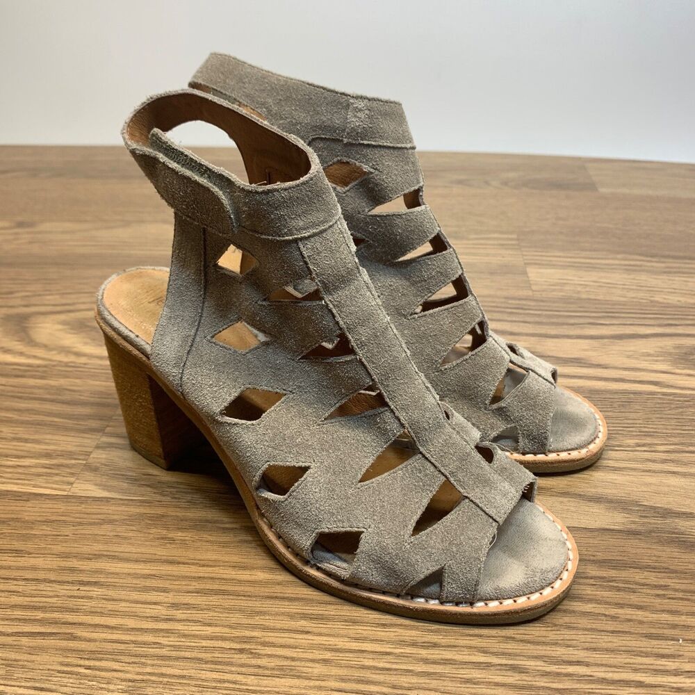 Jeffrey‎ Campbell Size 6 Lamora Suede Tan Eyelet Heeled Cage Booties